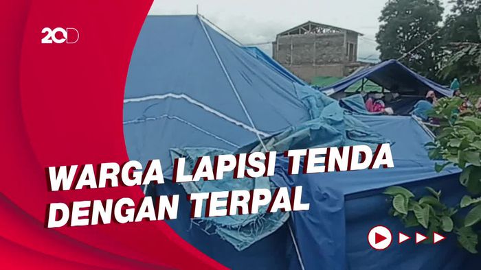 Tenda Pengungsi Gempa Cianjur Bocor Usai Label Dicopot Ormas