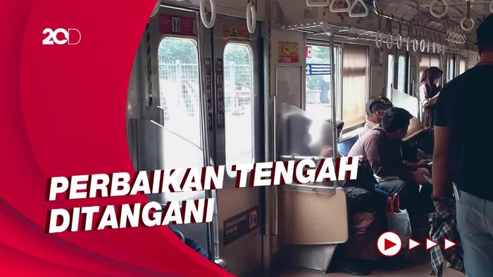 Penumpang KRL Tertahan Hampir Sejam di Stasiun UI Gegara Perbaikan LAA