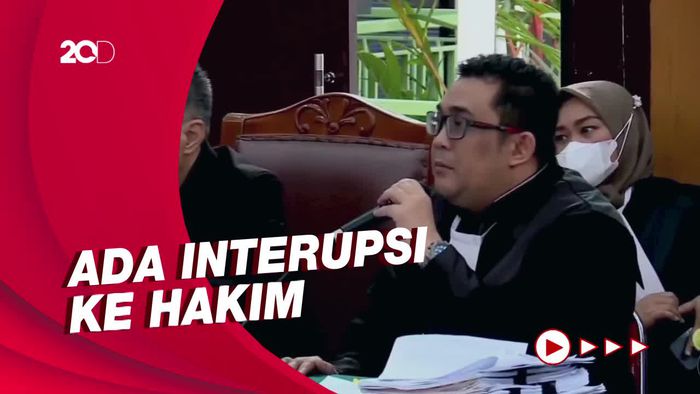 Riuh Sidang Kasus Brigadir J Gegara Pengacara Tanya Alasan JPU Pakai Sandal