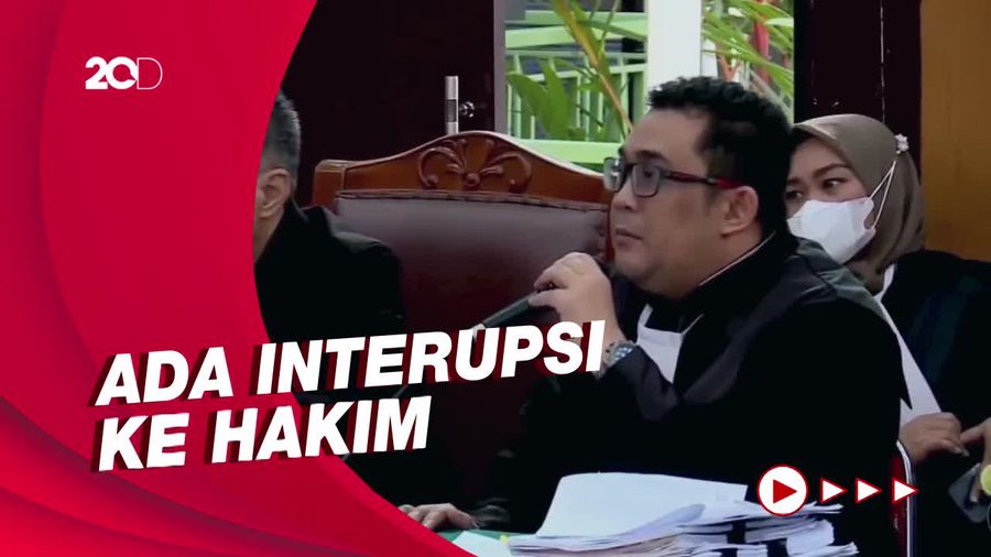 Riuh Sidang Kasus Brigadir J Gegara Pengacara Tanya Alasan JPU Pakai Sandal