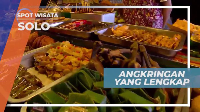 Angkringan Dengan Aneka Menu Super Lengkap, Solo
