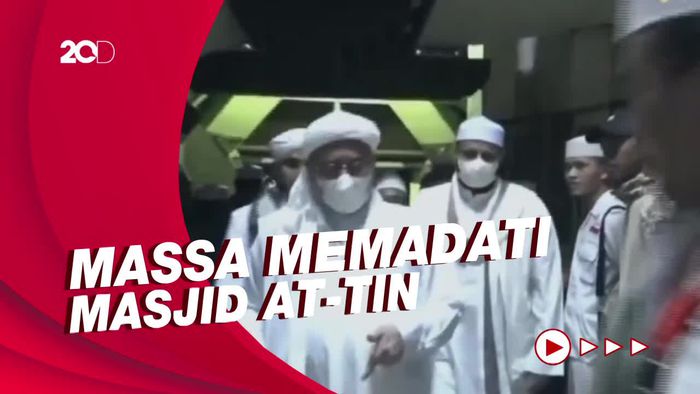 Momen Kedatangan Habib Rizieq di Masjid At-Tin, Hadiri Reuni 212