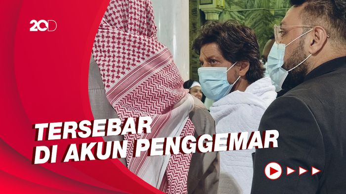 Potret Shah Rukh Khan saat Jalani Ibadah Umrah