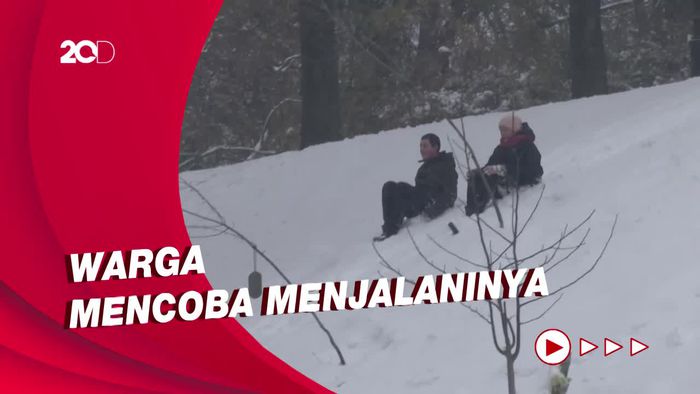 Ukraina Membeku di Tengah Terbatasnya Listrik, Air dan Penghangat