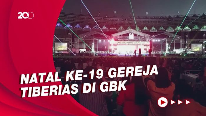 Suasana Meriah Perayaan Natal Gereja Tiberias di GBK