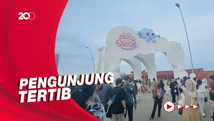 Suasana Festival Head In The Clouds 2022 Hari Pertama