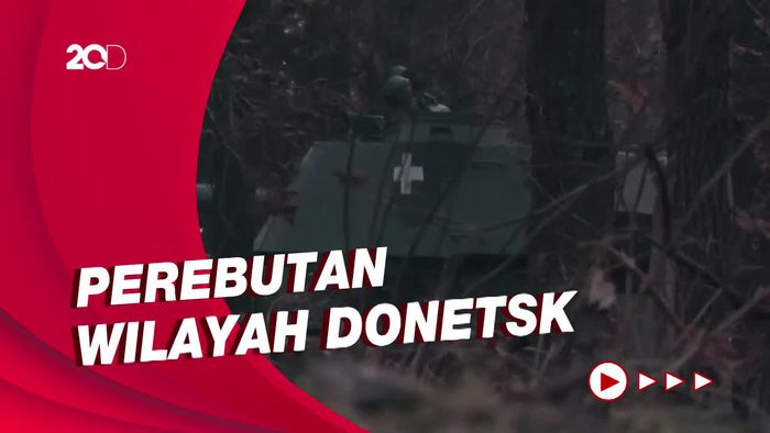 Ukraina Bombardir Posisi Rusia di Bakhmut