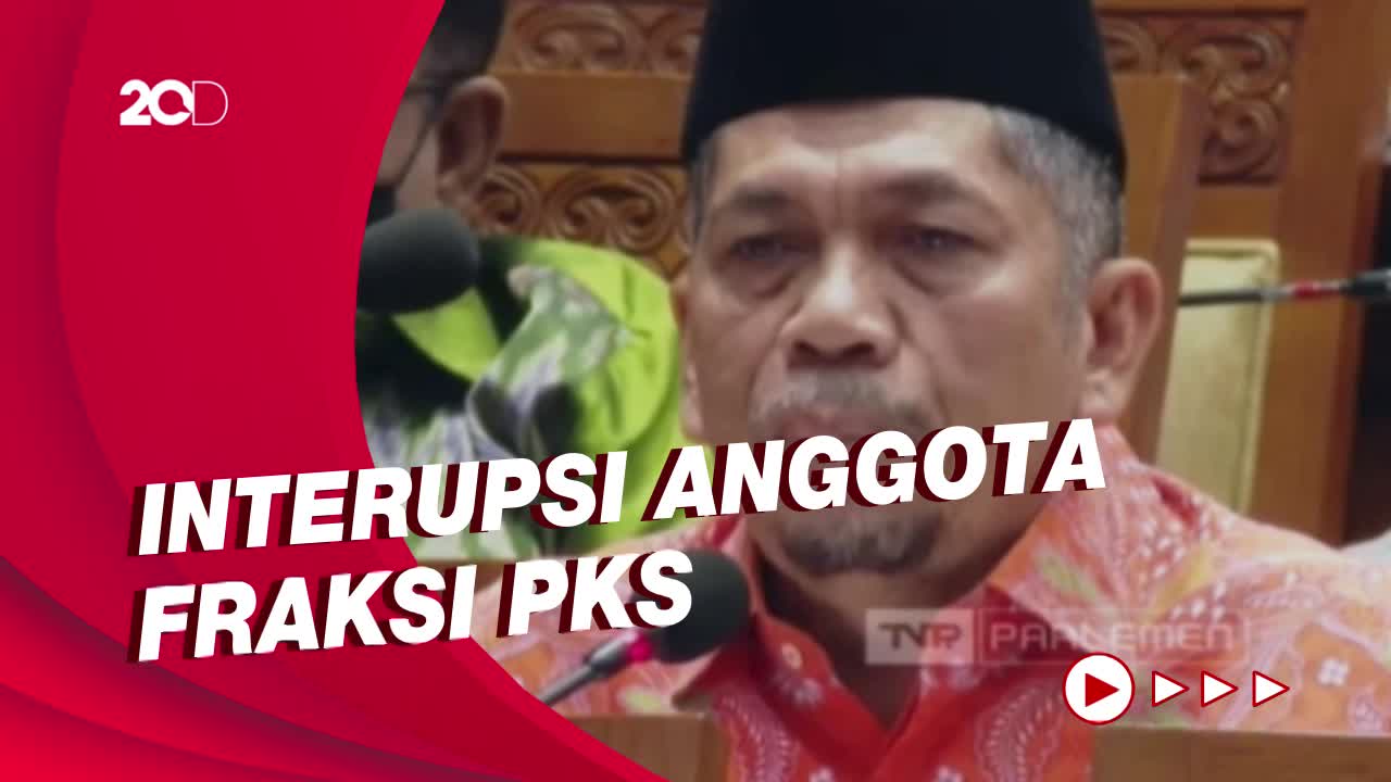 Diwarnai Interupsi, DPR Sahkan RKUHP Jadi Undang-undang