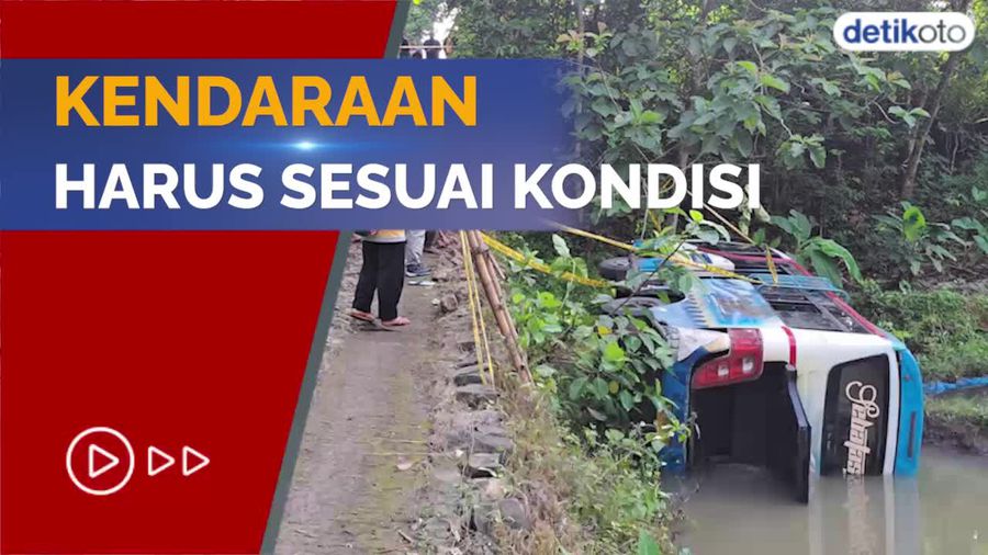 Bus Pariwisata Seharusnya Dilarang Lewat Jalan Ekstrem, Setuju?