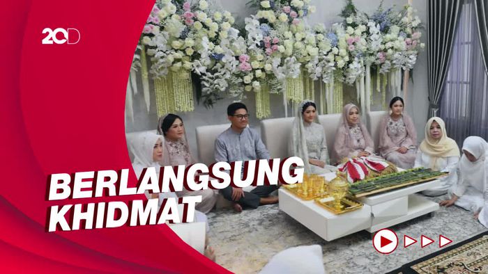 Momen Erina Jalani Pengajian Jelang Pernikahannya dengan Kaesang