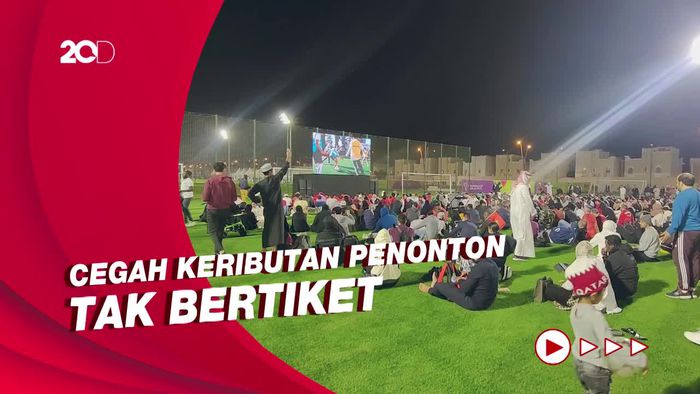 Suasana Nobar Maroko Vs Portugal di Luar Stadion