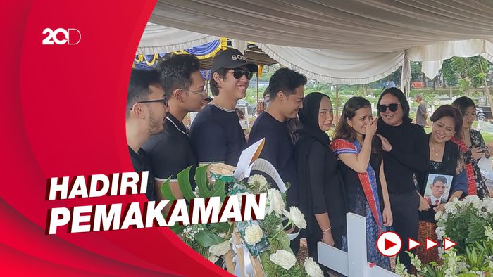 El Rumi Kaget saat Tahu Ayah Marsha Aruan Meninggal 