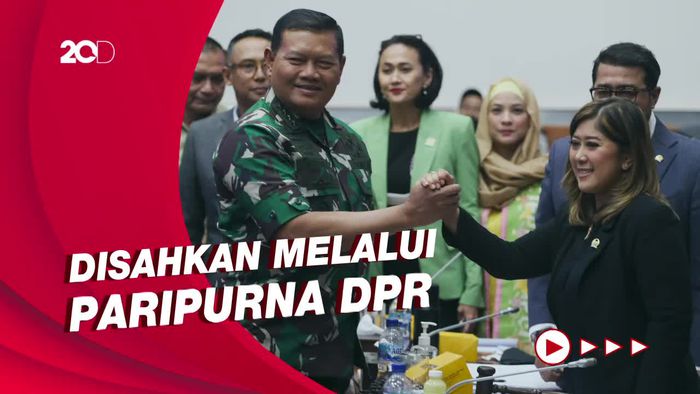 Ekspresi Laksamana Yudo Margono Saat DPR Sahkan jadi Panglima TNI