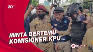 Pimpinan Partai Prima Diamankan Petugas Karena Terobos Masuk KPU