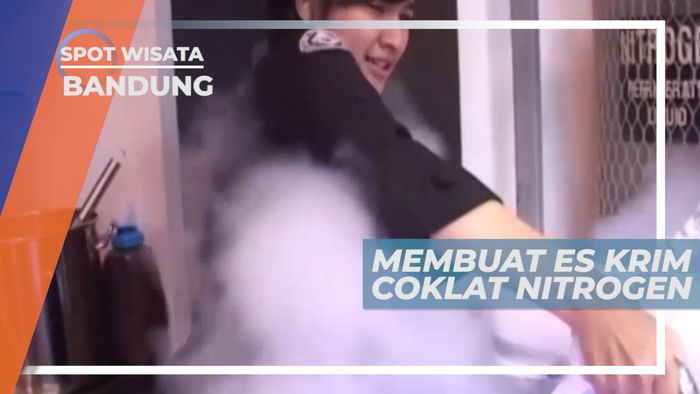 Menikmati Camilan Manis Legit Es Krim Coklat Nitrogen, Bandung