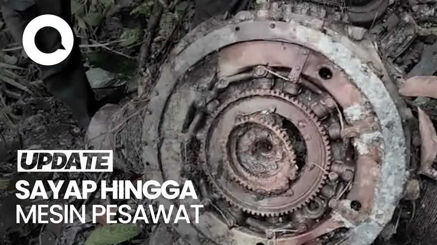 Penampakan Bangkai Pesawat Diduga Peninggalan PD II di Hutan Kotabaru