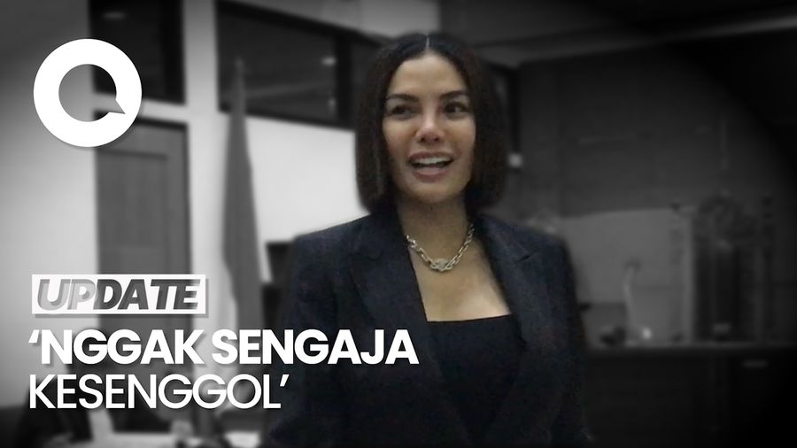 Nikita Mirzani Pukul Mic dan Lempar Berkas Usai Sidang