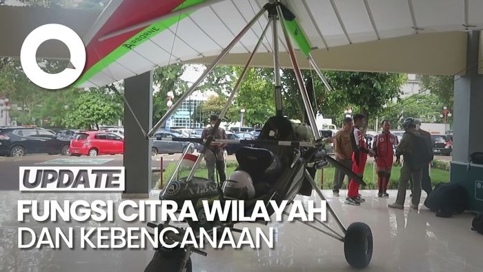 UGM Dapat Hibah 5 Pesawat Microlight dari KLHK