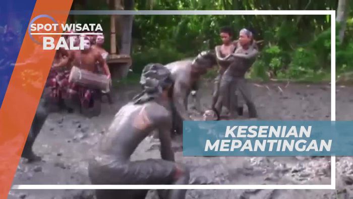 Mepantingan, Tradisi Seni Beladiri di Atas Lumpur, Bali         
