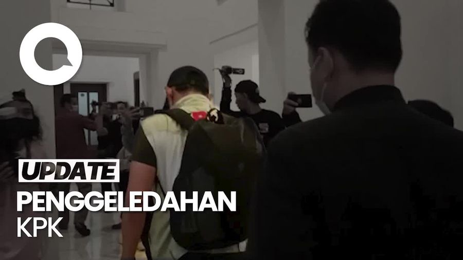 Momen KPK Geledah Ruangan Gubernur dan Wagub Jatim