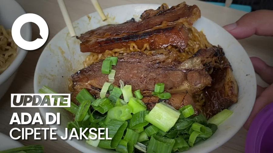 Bakmi Topping Brisket dan Bebek Peking yang Menggoda