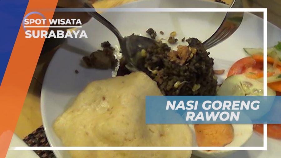 Paduan Lezat Antara Nasi Goreng dengan Rawon, Surabaya