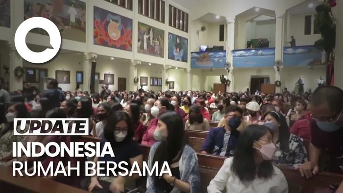 Mahfud Md Ajak Jemaat Gereja Santo Antonius Yogyakarta Doakan Indonesia