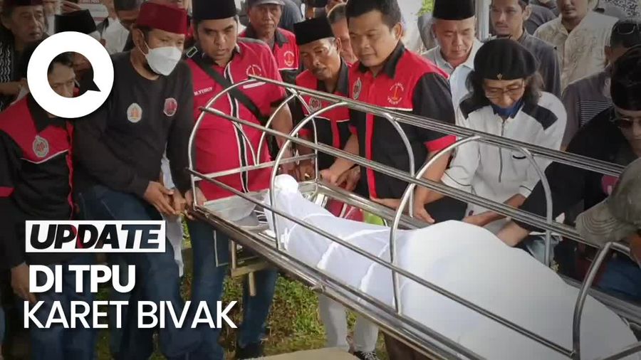 Momen Pemakaman Ridwan Saidi Berlangsung Khidmat
