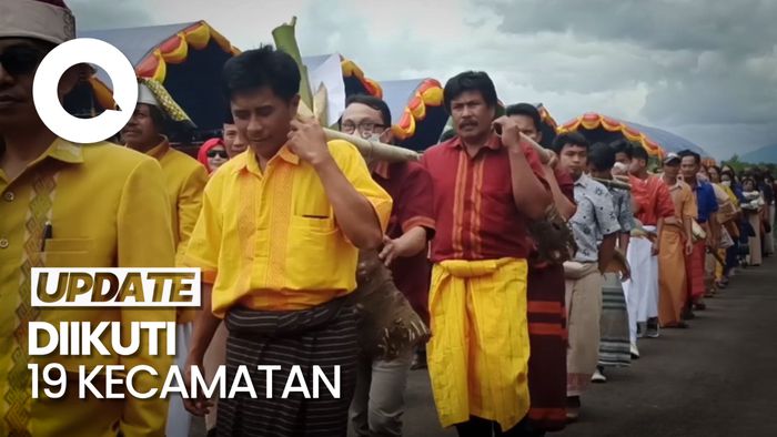 Kemeriahan Parade Budaya Lovely December 2022 di Tana Toraja