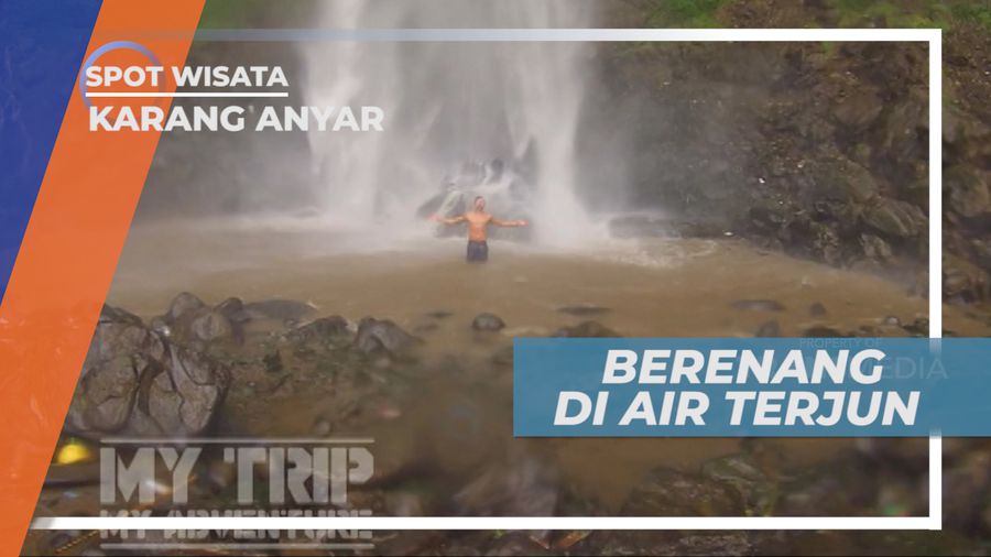 Berenang Menikmati Segarnya Air Terjun Grojogan Sewu, Karang Anyar