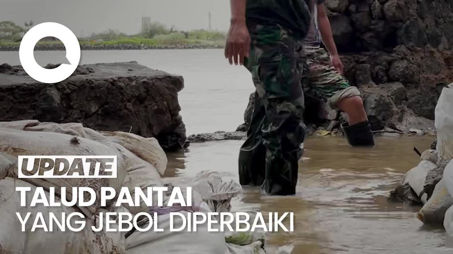 Banjir Rob Masih Lumpuhkan Kawasan Pantai Marina Semarang