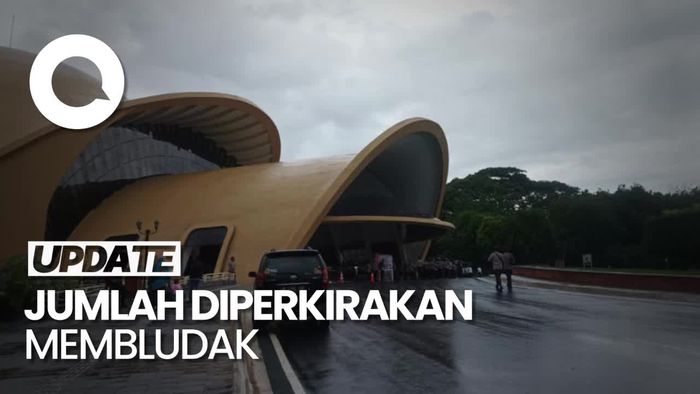 Rayakan Tahun Baru, 19 ribu Orang Padati TMII