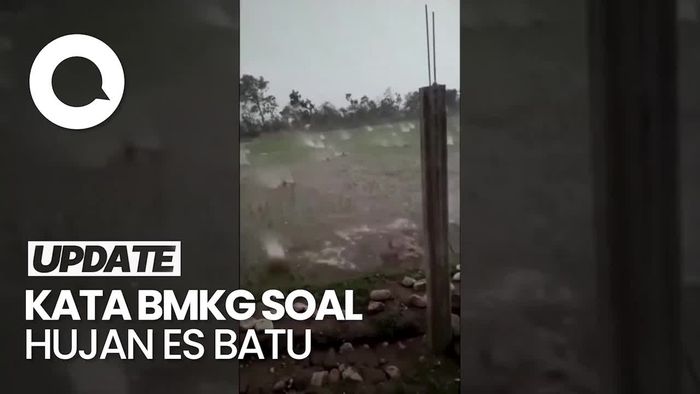 Ngeri! Momen Hujan Es Batu di Jeneponto Sulsel