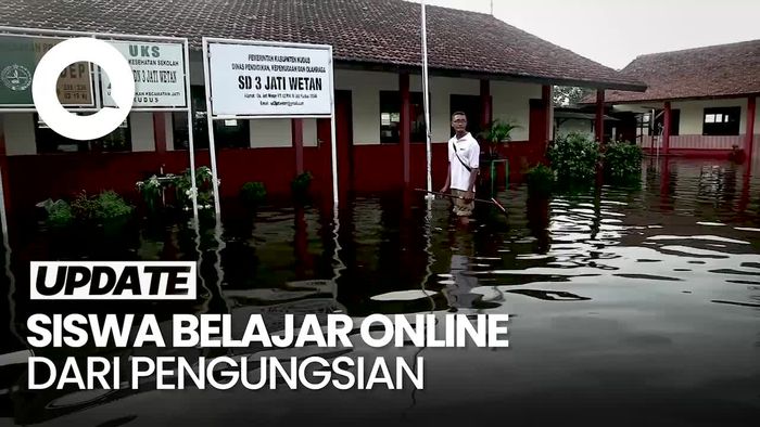 Penampakan SD di Kudus Kebanjiran Setinggi 50 Cm