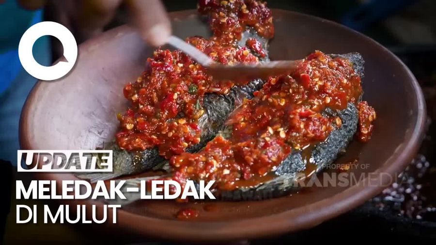 Bikin Laper: Makan Sambal Dadak Khas Sunda 