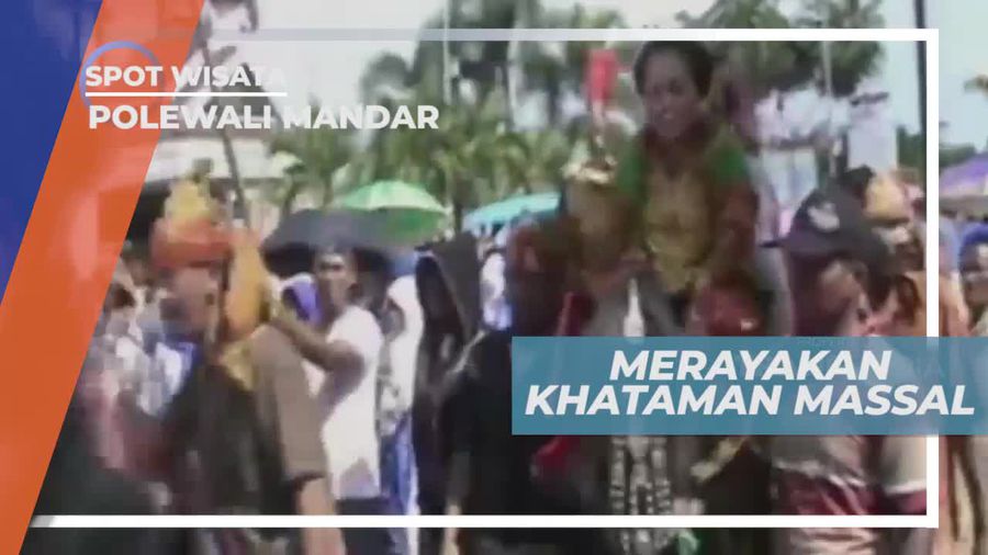 Pawai Kuda Berkeliling Kota Polewali Mandar              