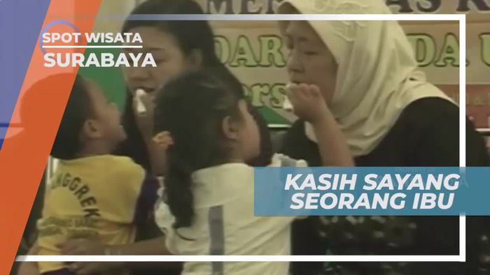 Basuh dan Rias Wajah, Kegiatan Menanamkan Kecintaan Anak Kepada Sang Bunda, Surabaya              