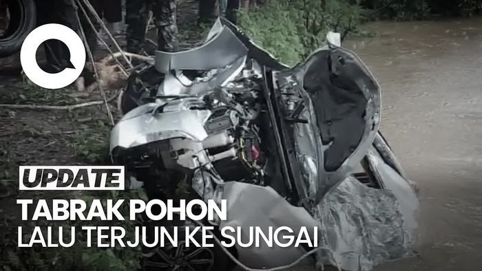 Mobil Terjun ke Sungai Pangkep, 5 Orang Tewas-1 Selamat