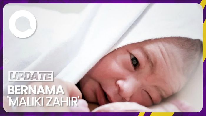 Selamat! Sheza Idris Melahirkan Anak Laki-laki