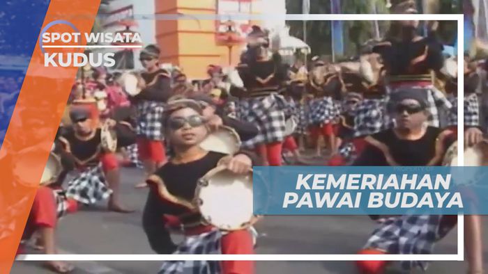 Meriahnya Pawai Budaya Dalam Rangka Merayakan HUT Kota Kudus