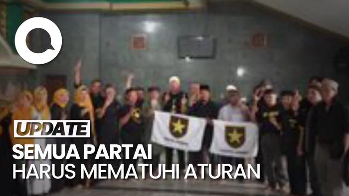 Maruf Amin Soroti Pengibaran Bendera Partai Ummat di Masjid
