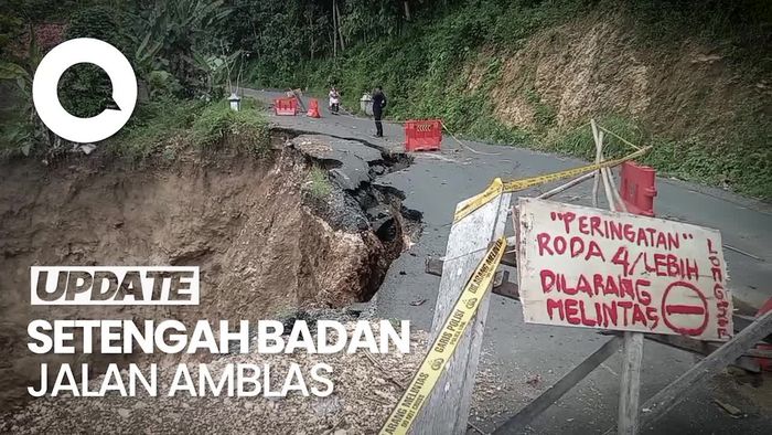 Jalan di Lereng Kendeng Longsor, Bahayakan Pengendara