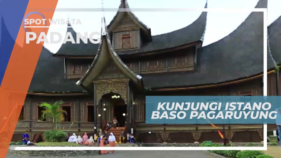 Berkunjung ke Istano Baso Pagaruyung di Kota Padang Sumatera Barat