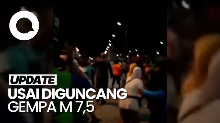 Suasana Kepanikan Warga Maluku Cari Tempat Tinggi Khawatir Tsunami
