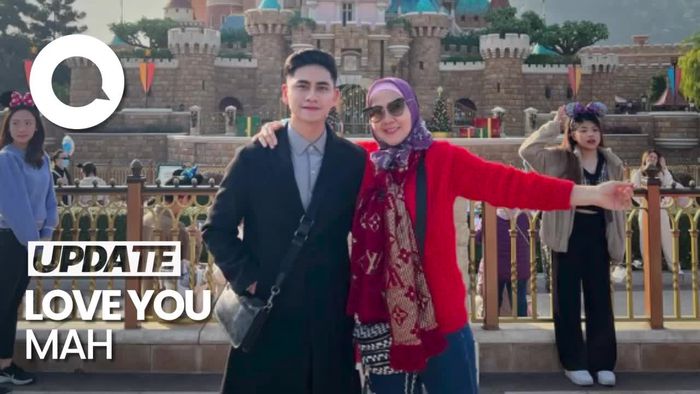 Genggaman Erat Athalla Naufal untuk Venna Melinda yang Terbaring di RS