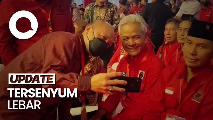 Senyuman Ganjar di Perayaan HUT ke-50 PDIP