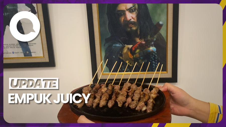Makan Sate Kambing Master Limbad yang Disajikan di Atas Hotplate