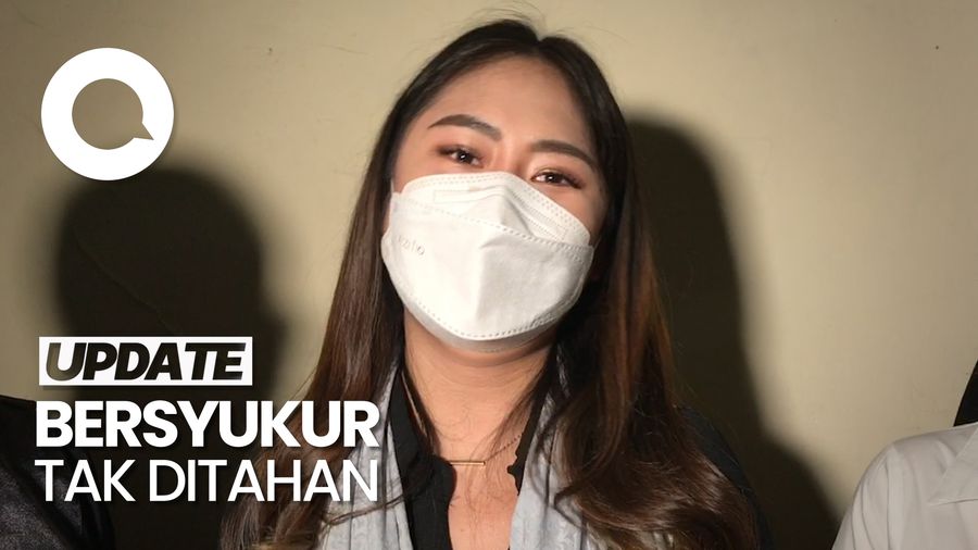Divonis Masa Percobaan, Ayu Thalia Menangis Terharu