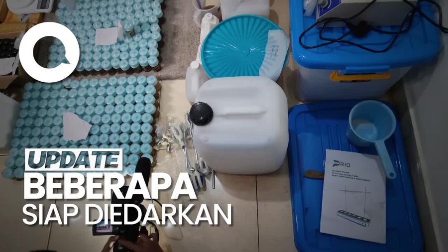 Polisi Kantongi 385 Botol Liquid dari Pabrik Vape Sabu di Jakbar