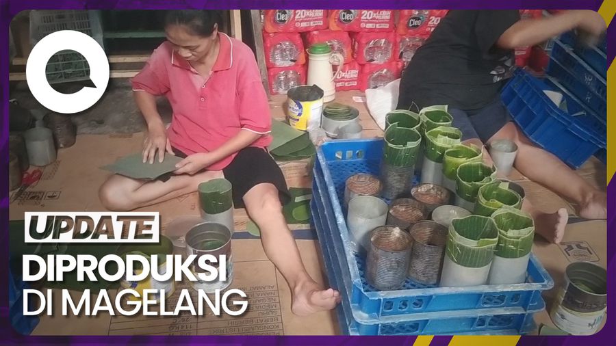 Jelang Imlek, Kue Keranjang Berbungkus Daun Pisang Kebanjiran Pesanan